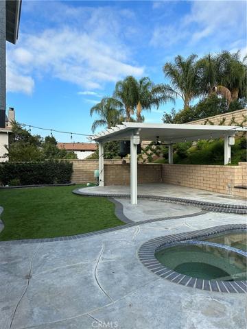 23737 Adamsboro Drive, Newhall, California 91321