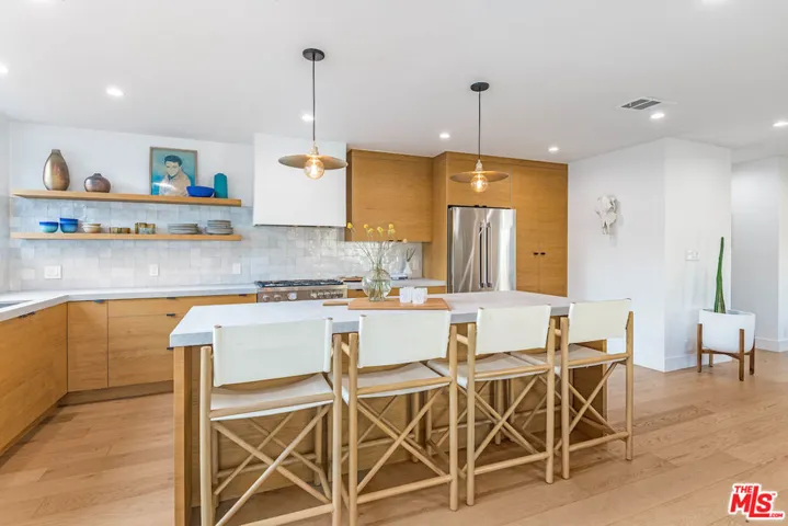 7635 Boeing Avenue, Los Angeles, California 90045