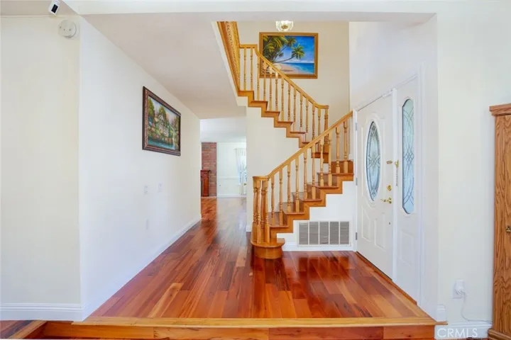 18855 Mount Morgan Circle, Fountain Valley, California 92708