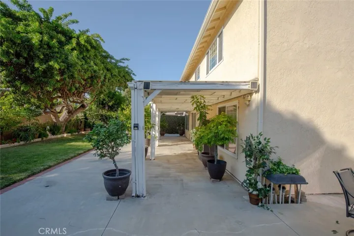 18855 Mount Morgan Circle, Fountain Valley, California 92708