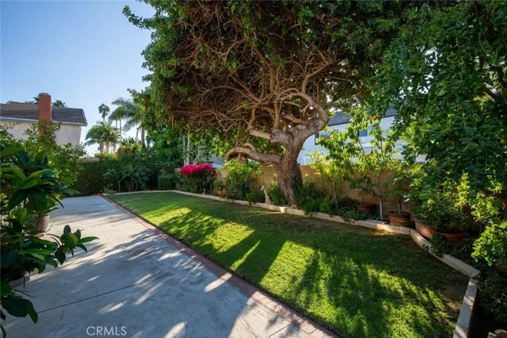 18855 Mount Morgan Circle, Fountain Valley, California 92708