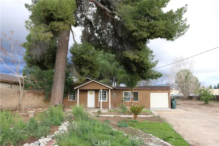 13677 4th Street, Yucaipa, California 92399
