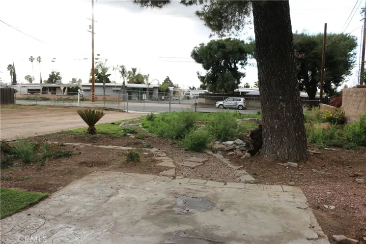 13677 4th Street, Yucaipa, California 92399