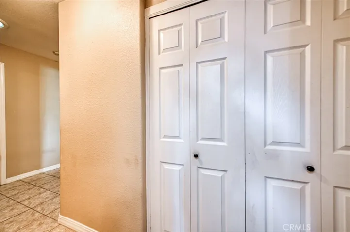 605 W Polson Avenue, Clovis, California 93612