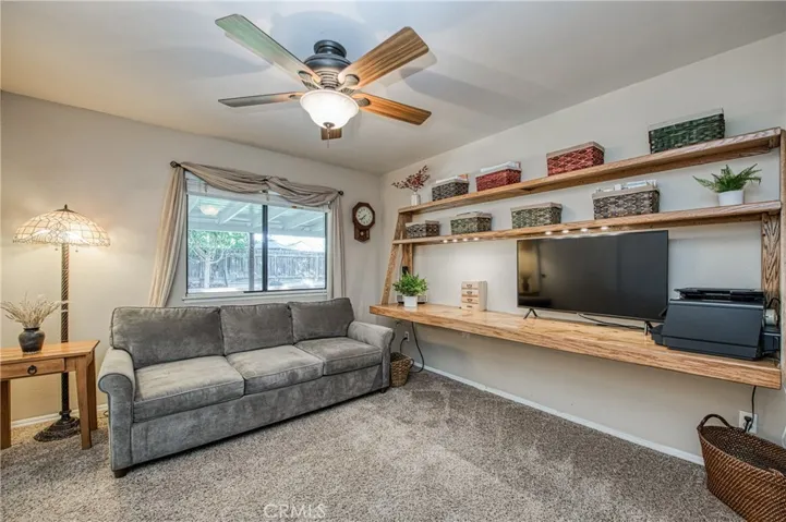 605 W Polson Avenue, Clovis, California 93612