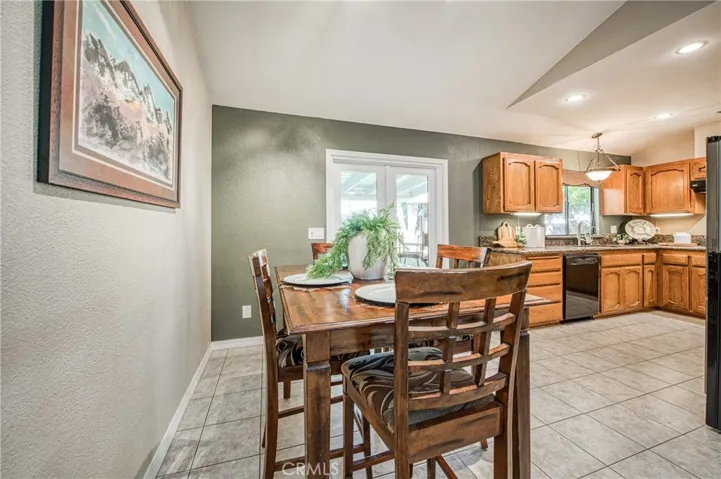 605 W Polson Avenue, Clovis, California 93612