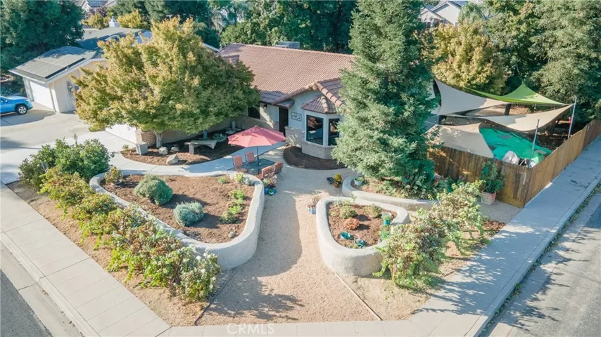 605 W Polson Avenue, Clovis, California 93612
