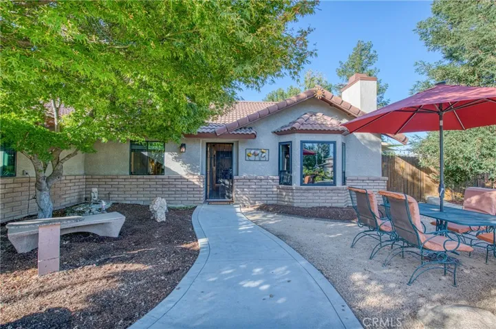 605 W Polson Avenue, Clovis, California 93612