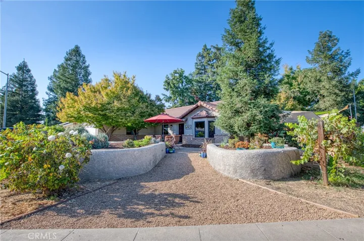 605 W Polson Avenue, Clovis, California 93612