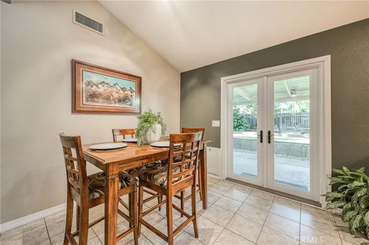 605 W Polson Avenue, Clovis, California 93612