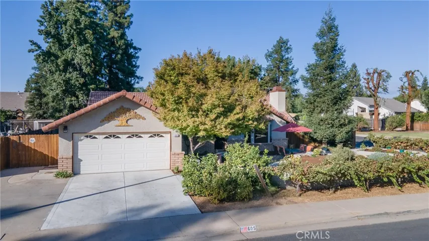 605 W Polson Avenue, Clovis, California 93612