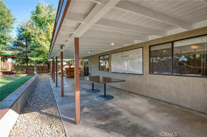 605 W Polson Avenue, Clovis, California 93612