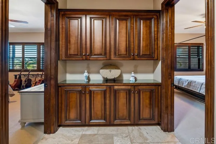 553 Sky Mesa Road, Alpine, California 91901