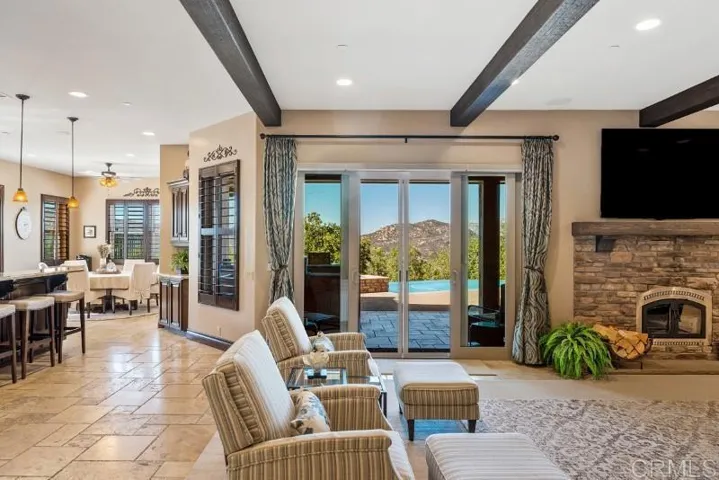 553 Sky Mesa Road, Alpine, California 91901