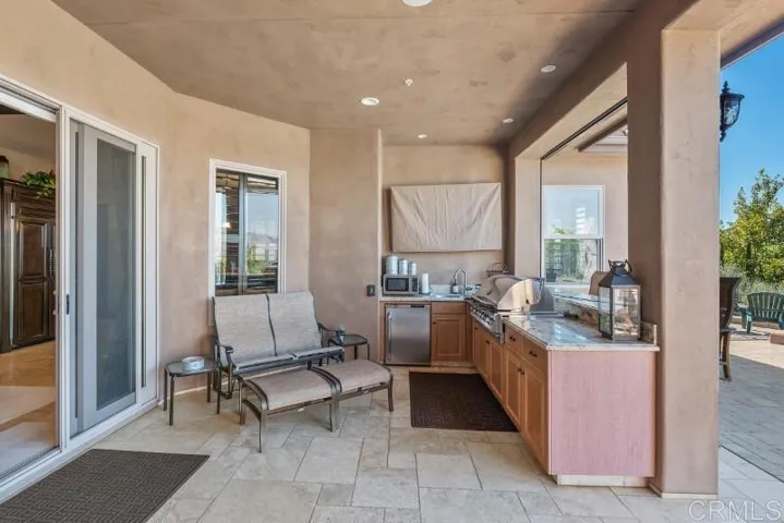 553 Sky Mesa Road, Alpine, California 91901