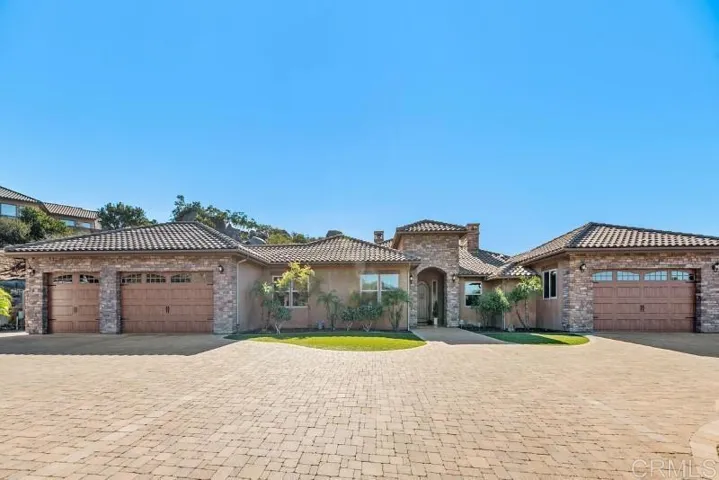 553 Sky Mesa Road, Alpine, California 91901