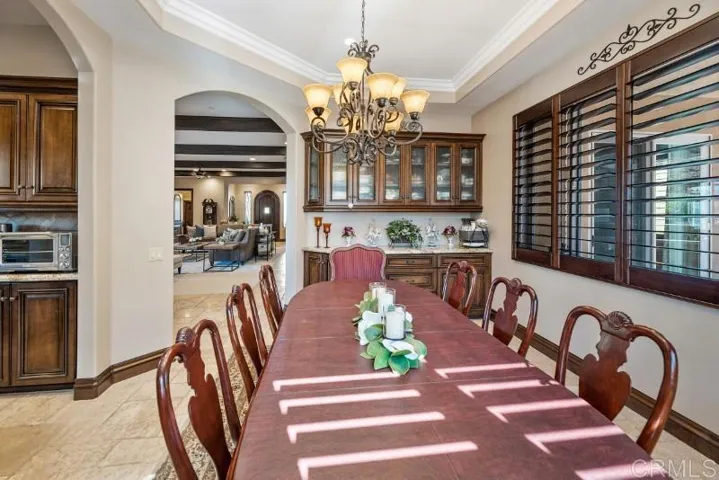 553 Sky Mesa Road, Alpine, California 91901