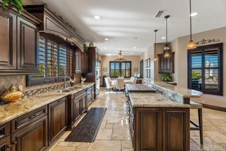 553 Sky Mesa Road, Alpine, California 91901