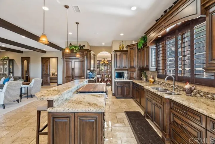 553 Sky Mesa Road, Alpine, California 91901