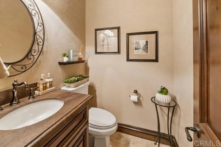 553 Sky Mesa Road, Alpine, California 91901