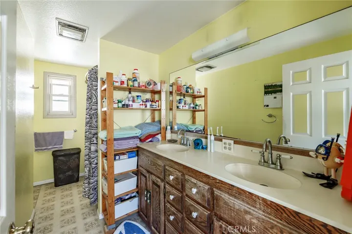 921 5th Street, Hermosa Beach, California 90254