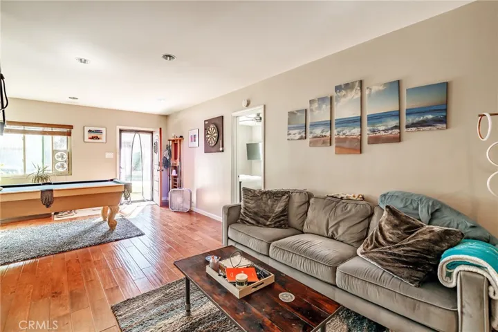 921 5th Street, Hermosa Beach, California 90254