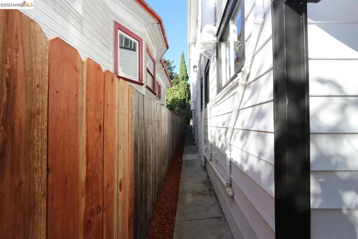 432 38th St, Oakland, California 94609