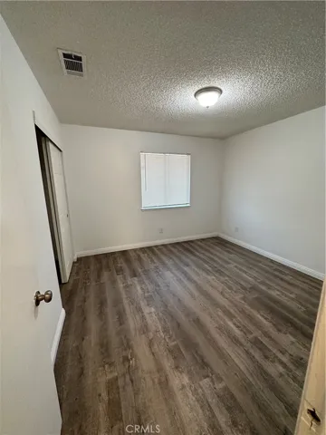 15570 Erie Road, Apple Valley, California 92307