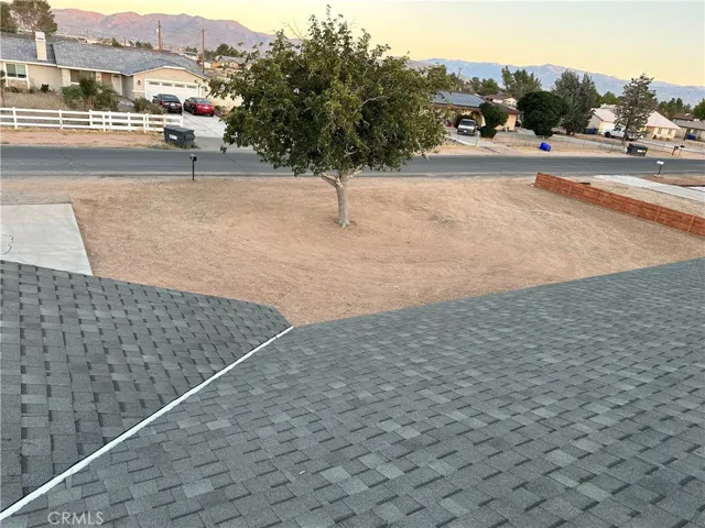 15570 Erie Road, Apple Valley, California 92307