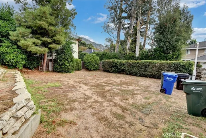 275 Churchill Road, Sierra Madre, California 91024