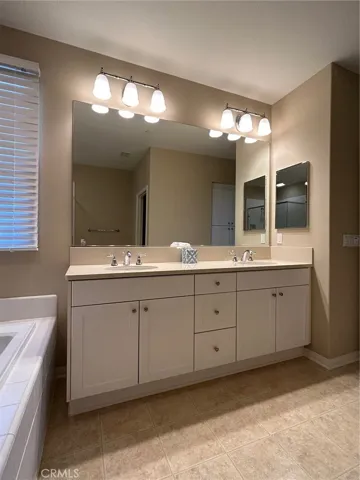 219 Overbrook, Irvine, California 92620