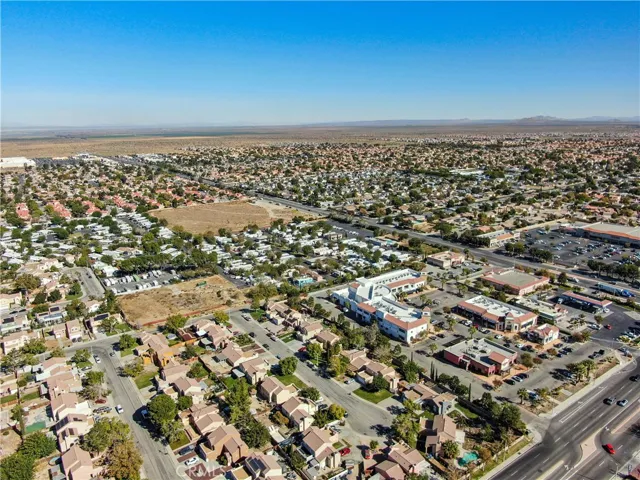 47 Th Ste/vic Avenue R11, Palmdale, California 93553
