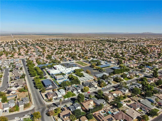 47 Th Ste/vic Avenue R11, Palmdale, California 93553
