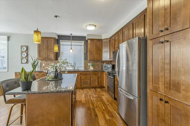 1075 Space Park Way, Mountain View, California 94043