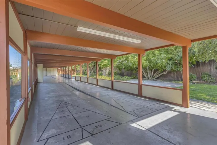 1075 Space Park Way, Mountain View, California 94043