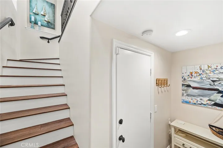 443 1/2 Begonia Avenue, Corona del Mar, California 92625
