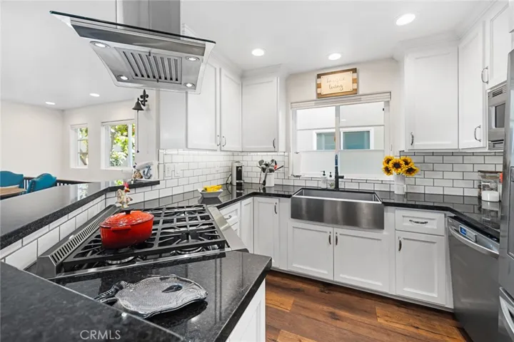 443 1/2 Begonia Avenue, Corona del Mar, California 92625