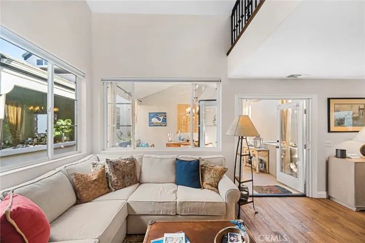 443 1/2 Begonia Avenue, Corona del Mar, California 92625