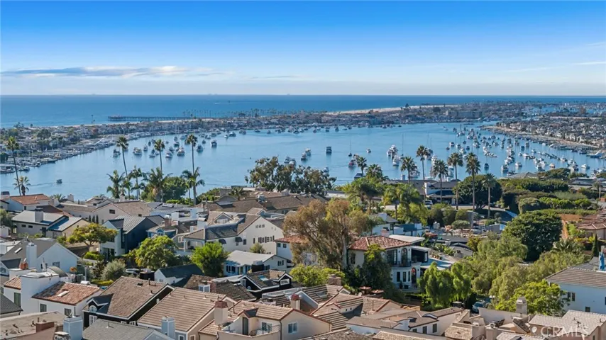 443 1/2 Begonia Avenue, Corona del Mar, California 92625