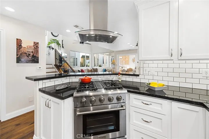 443 1/2 Begonia Avenue, Corona del Mar, California 92625