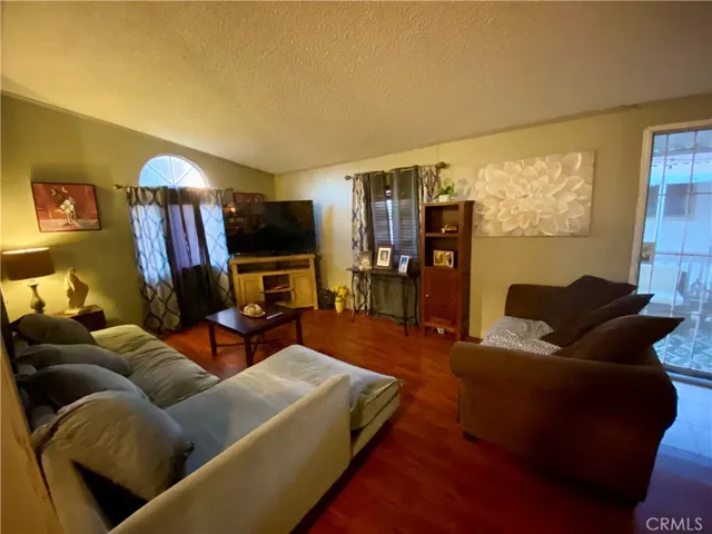 1855 E Riverside Drive 298, Ontario, California 91761