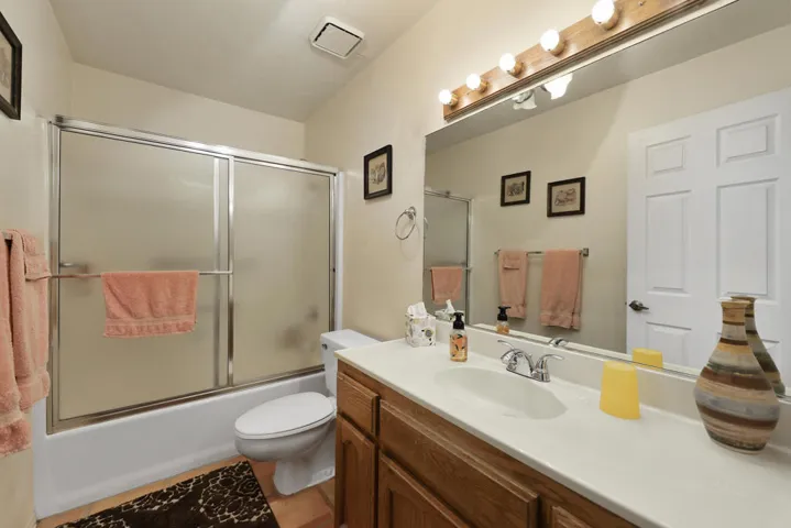 019_Full Bath