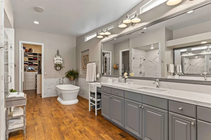 2551 Park Ridge Dr, Escondido, California 92025