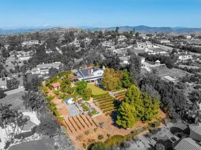 2551 Park Ridge Dr, Escondido, California 92025