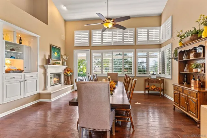 2551 Park Ridge Dr, Escondido, California 92025