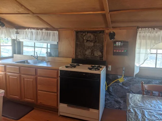 492 Los Huecos, Mount Laguna, California 91948