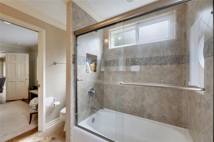 BEDROOM 3 BATHROOM