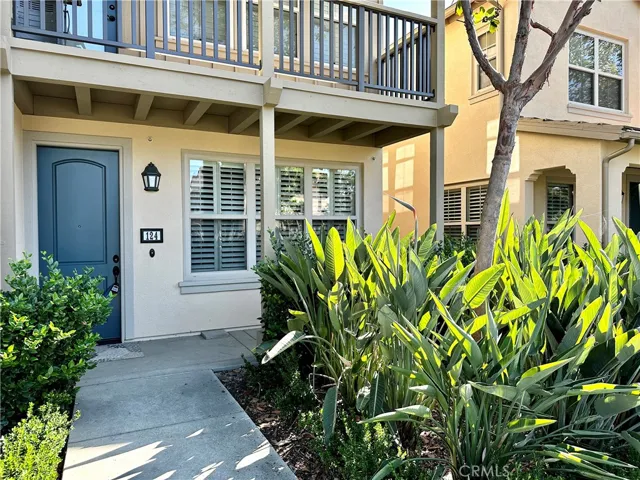 124 Coralwood is on the ground level
