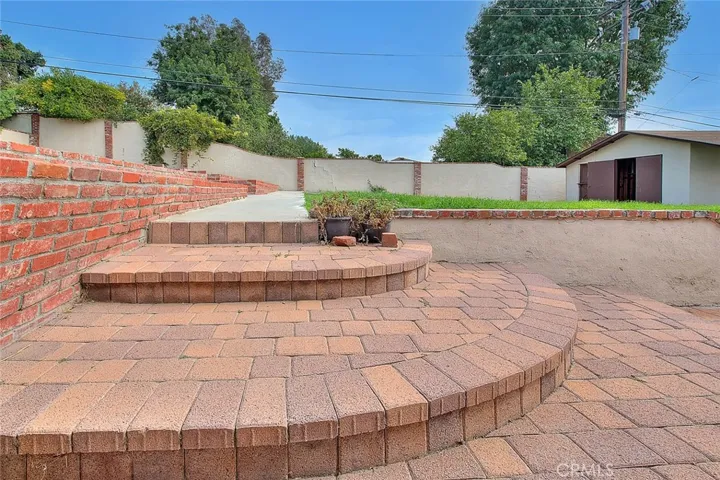 9726 La Serna Drive, Whittier, California 90605