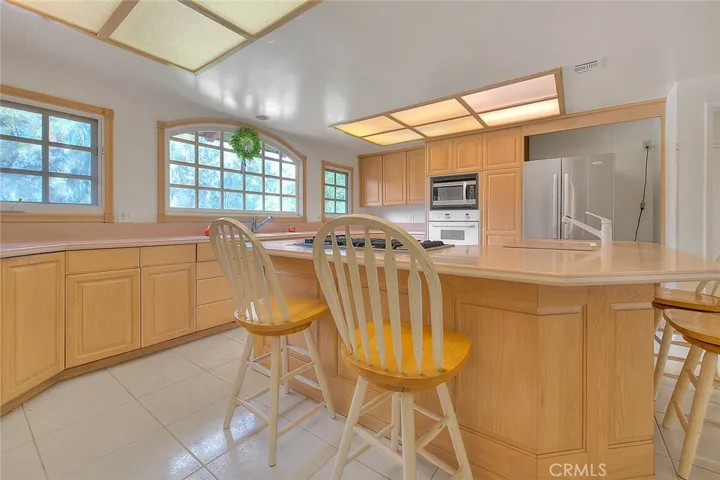 9726 La Serna Drive, Whittier, California 90605